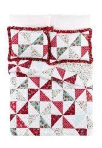 DESCRIPTION: (1) 3PC QUILT SET BRAND/MODEL: PIONEER WOMAN INFORMATION: PINWHEEL RETAIL$: $59.98 EA SIZE: KING SIZE QTY: 1