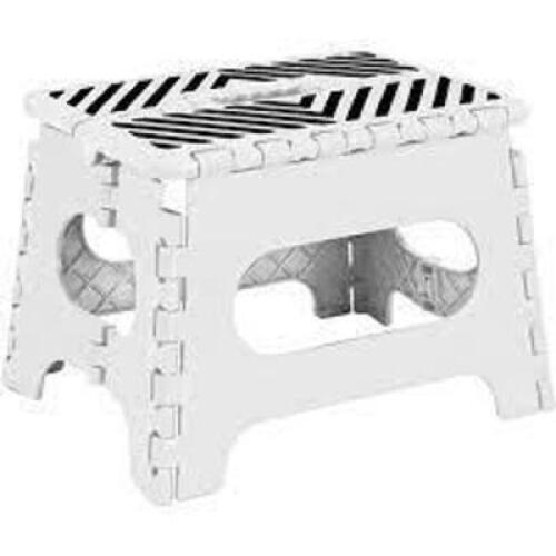 DESCRIPTION: (1) FOLDING SINGLE STEP STOOL BRAND/MODEL: SIMPLIFY #23650-WHT RETAIL$: $10.00 EA SIZE: 9" QTY: 1