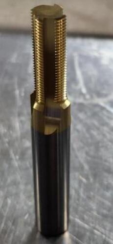 DESCRIPTION: (4) SOLID CARBIDE STRAGHT FLUTE THREAD MILL BRAND/MODEL: SCT TM400-SC RETAIL$: $217.96 EA SIZE: 1/2"-28, 1/2" SD QTY: 4