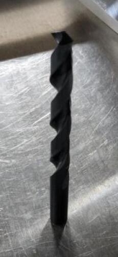 DESCRIPTION: (1) HSS JOBBER DRILL BRAND/MODEL: PRECISION TWIST DRILL 010034 RETAIL$: 36.28 SIZE: 17/32" QTY: 1