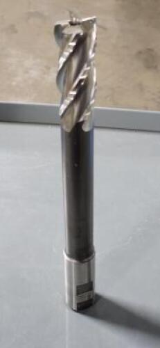 DESCRIPTION: (1) HSS SQ END MILL BRAND/MODEL: NIAGARA N60326 RETAIL$: 177.38 SIZE: 1" DIA 2-1/2" LOC QTY: 1