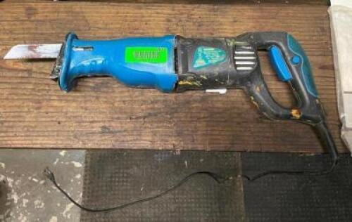 RECIPROCATING SAW
