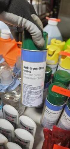 DESCRIPTION: (6) GLOSS SPRAY PAINT BRAND/MODEL: CLASS 3 SOLUTIONS BD1345 INFORMATION: DARK GREEN RETAIL$: $8.48 EA SIZE: 12 OZ QTY: 6