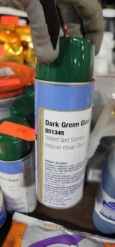 DESCRIPTION: (6) GLOSS SPRAY PAINT BRAND/MODEL: CLASS 3 SOLUTIONS BD1345 INFORMATION: DARK GREEN RETAIL$: $8.48 EA SIZE: 12 OZ QTY: 6