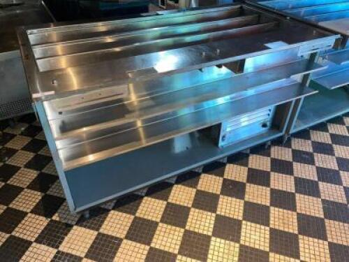 DESCRIPTION: 60" DUKE SUBWAY REFRIGERATED PREP TABLE BRAND / MODEL: DUKE SUB-CP-TC60 M ADDITIONAL INFORMATION 120 VOLT, 1 PHASE SIZE 60" LOCATION: BAR