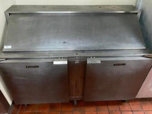 DESCRIPTION: TRAULSEN 60" REFRIGERATED PREP TOP COOLER BRAND / MODEL: TRAULSEN UPT6024-LR ADDITIONAL INFORMATION 115 VOLT, 1 PHASE. IN WORKING ORDER S