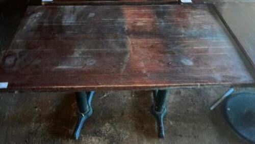 DESCRIPTION: 48" X 30" WOODEN TABLE W/ DOUBLE PEDESTAL BASE SIZE 48" X 30" LOCATION: BAR QTY: 1