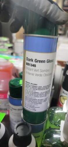 (6) GLOSS SPRAY PAINT