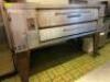 BAKERS PRIDE Y600 SINGLE DECK PIZZA OVEN.