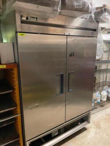 TRUE TWO DOOR COMMERCIAL FREEZER