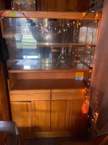 48" WOODEN CHINA CABINET W/ MIRRORED HUTCH.