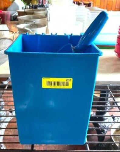 DESCRIPTION: PLASTIC ICE SCOOP WITH BIN QTY: 1