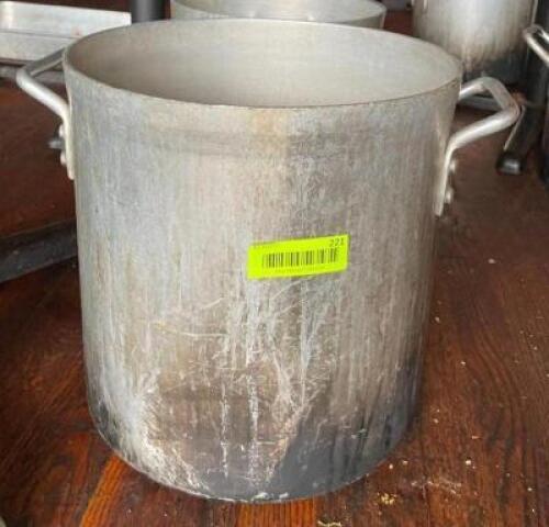 DESCRIPTION: 12" STOCK POT SIZE: 12"X12" QTY: 1
