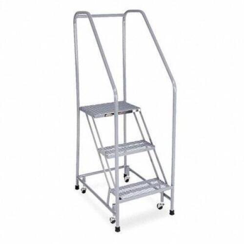 DESCRIPTION: (1) 3 STEP ROLLING LADDER BRAND/MODEL: COTTERMAN #C0321 INFORMATION: YELLOW RETAIL$: 376.41 EA SIZE: 450 LB LIMIT, 60"H QTY: 1