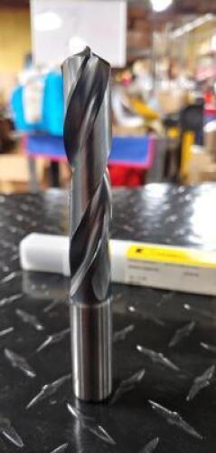 DESCRIPTION (1) KENNAMETAL 17.5MM COOLANT THRU DRILL BRAND/MODEL 4051914 ADDITIONAL INFORMATION RETAIL $ 622.69 SIZE 17.50MM THIS LOT IS ONE MONEY QTY