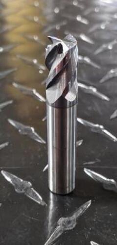 DESCRIPTION (3) ACCUPRO 7/16" SQUARE END MILL BRAND/MODEL 42526806 ADDITIONAL INFORMATION RETAIL $ 51.59 EACH SIZE 7/16"X7/16X5/8X 2-1/2" THIS LOT IS