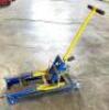 GOODYEAR RACING 1500 LB HYDRAULIC MOTORCYCLE/ATV LIFT