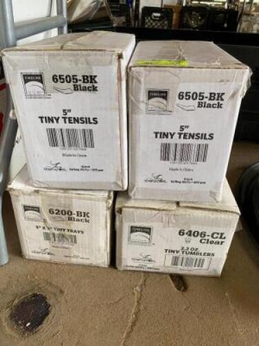 (4) BOXES OF SMALL PLASTIC PRODUCTS (SEE ALL PHOTOS FOR DETAILS)
