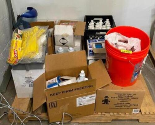 PALLET OF ASSORTED CLEANING SUPPLIES AS SHOWN