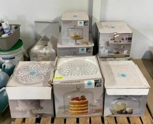PALLET OF ASSORTED GLASS CAKE STANDS