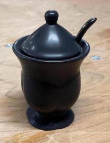 (31) SUGAR CUPS WITH LIDS AND SPOONS