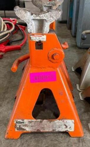 (2) 3-TON JACK STAND