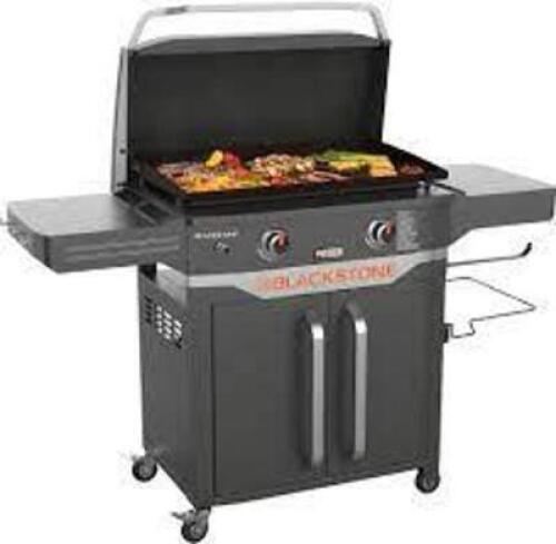 DESCRIPTION: (1) GRIDDLE BRAND/MODEL: BLACKSTONE RETAIL$: 248.39 SIZE: 28 IN QTY: 1