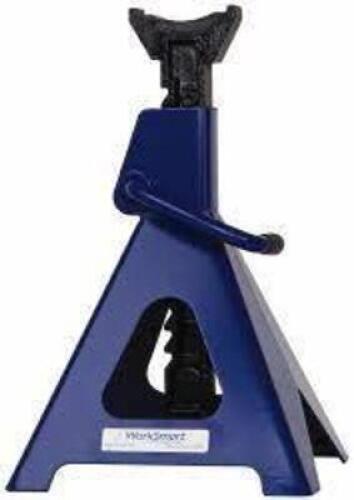 DESCRIPTION: (2) RATCHET JACK STAND BRAND/MODEL: WORKSMART #WS-MH-JACK1-105 INFORMATION: BLUE RETAIL$: $71.01 EA SIZE: 3 TON/1 PAIR QTY: 2