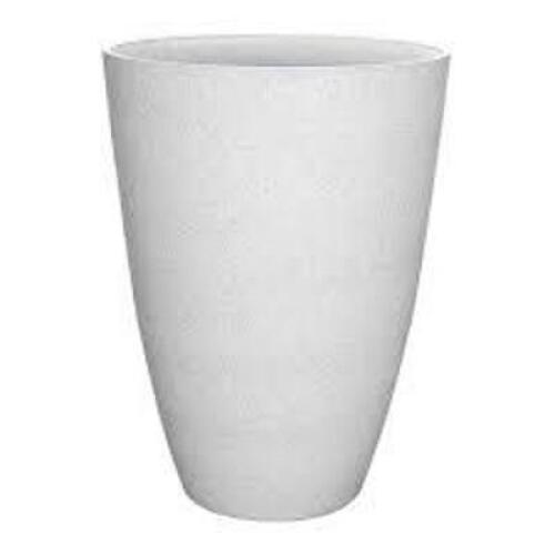 DESCRIPTION: (2) WHITE RESIN PLANTERS BRAND/MODEL: BETTER HOME AND GARDEN #BHX236117049001 RETAIL$: $40.00 TOTAL SIZE: 15X15X16 QTY: 2