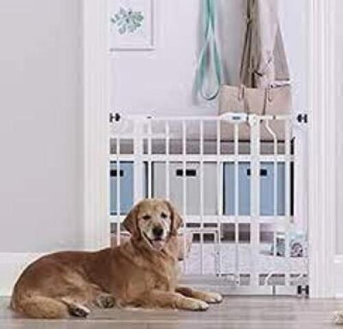 DESCRIPTION: (1) WALK THROUGH GATE WITH SMALL PET DOOR BRAND/MODEL: CARLSON PET PRODUCTS INFORMATION: WHITE/ELASTIC WRIST & ANKLE RETAIL$: $50.00 EA S