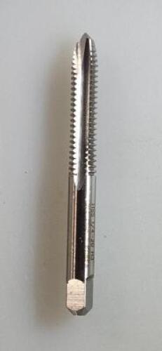 DESCRIPTION: (7) SPIRAL POINT TAP BRAND/MODEL: HERTEL 41113150 RETAIL$: 5.99 SIZE: 1/4-20 UNC QTY: 7