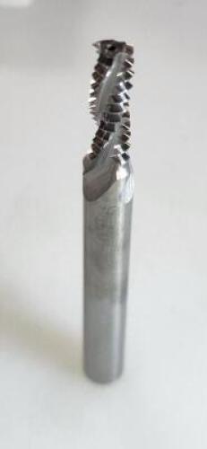 DESCRIPTION: (7) CARBIDE THREAD MILLS BRAND/MODEL: CARMEX/AMT 06048 C14 20 UN K20 RETAIL$: 170 SIZE: 1/4-20 UN QTY: 7