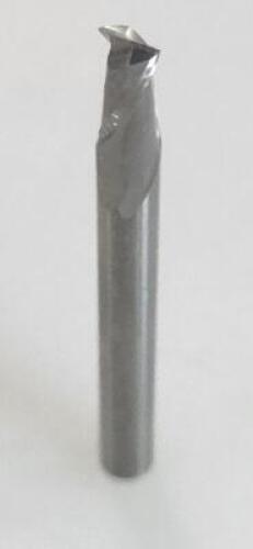 DESCRIPTION: (3) SOLID CARBIDE SQ END MILL BRAND/MODEL: HERTEL 88247564 RETAIL$: 11.83 SIZE: 3/16" DIA 3/8" LOC QTY: 3