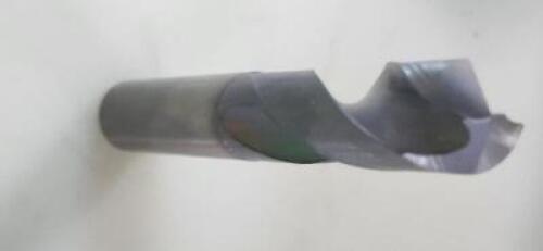 DESCRIPTION: (1) SOLID CARBIDE SCREW MACHINE DRILL BRAND/MODEL: SUMITOMO 83227413 RETAIL$: 235.1 SIZE: 37/64" QTY: 1
