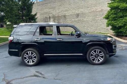 2015 TOYOTA 4RUNNER LIMITED
