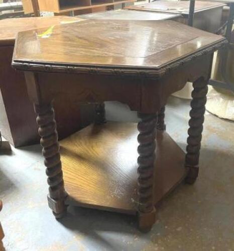 WOODEN END TABLE