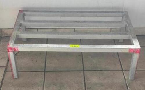 DESCRIPTION: 3 FT. DUNNAGE RACK LOCATION: FRONT QTY: 1