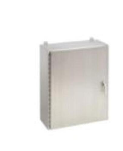 (1) MOUNTED METAL LOCKING ENCLOSURE