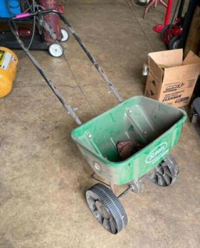 DESCRIPTION: SCOTTS SPEEDY GREEN 1000 LAWN SEED SPRAYER QTY: 1