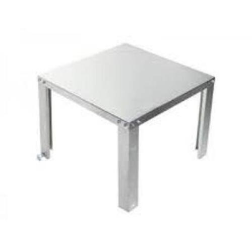 DESCRIPTION: (1) UNASSEMBLED WATER HEATER STAND BRAND/MODEL: HOLDRITE #40-S-22-U INFORMATION: STAINLESS RETAIL$: 56.96 SIZE: HOLDS UP TO 52 GALLON QTY