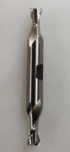 DESCRIPTION: (1)HSS DOUBLE END SQ END MILL BRAND/MODEL: HERTEL 41115452 RETAIL$: 29.09 SIZE: 9/32" 9/16" LOC 3/8"SD QTY: 1