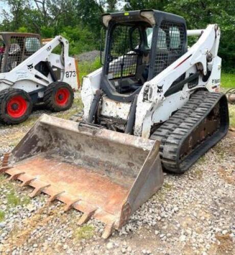 DESCRIPTION: 2012 BOBCAT T770 TRACK SKID STEER W/ 80" BUCKET BRAND/MODEL: BOBCAT T770 INFORMATION: SERIAL: A3P811738; HOURS: 3887 LOCATION: SPACE CENT