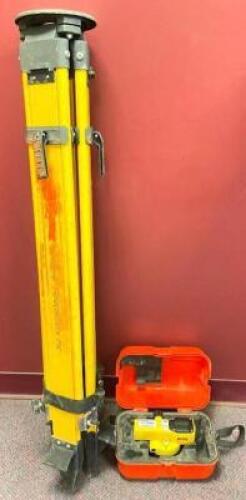 DESCRIPTION: SOKKIA C300 AUTOLEVEL LASER W/ CARRYING CASE AND TRIPOD BRAND/MODEL: SOKKIA 000995 LOCATION: OFFICE QTY: 1