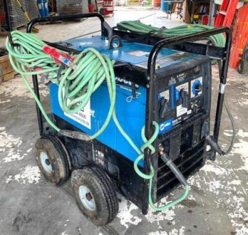 DESCRIPTION: MILLER BOBCAT 250AC/DC GAS ENGINE DRIVE WELDER/GENERATOR BRAND/MODEL: MILLER BOBCAT 250 INFORMATION: ACCESSORIES INCLUDED LOCATION: WAREH