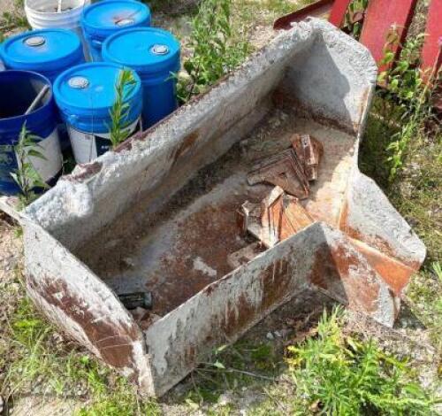 DESCRIPTION: 60" X 36" SKID STEER CONCRETE BUCKET ATTACHMENT LOCATION: BACK LOT QTY: 1