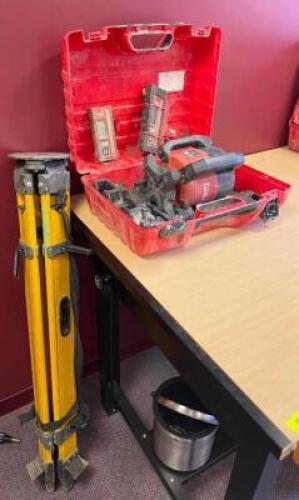 DESCRIPTION: ROTATING LASER LEVEL WITH STAND BRAND/MODEL: HILTI PR 2-HS QTY: 1