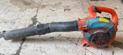 DESCRIPTION: HANDHELD GAS BLOWER BRAND/MODEL: ECHO PB-2520 QTY: 1