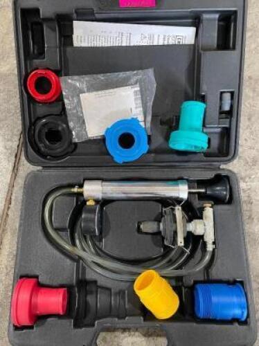 CRAFTSMAN COOLING SYSTEM PRESSURE TESTER KIT WITH CASE