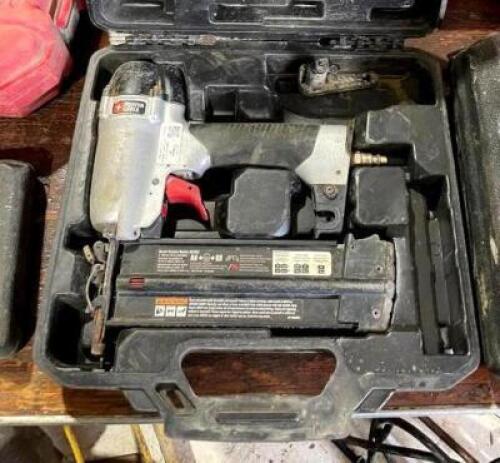 DESCRIPTION: 18 GAUGE PNEUMATIC BRAD NAILER BRAND/MODEL: PORTER CABLE BN200C QTY: 1