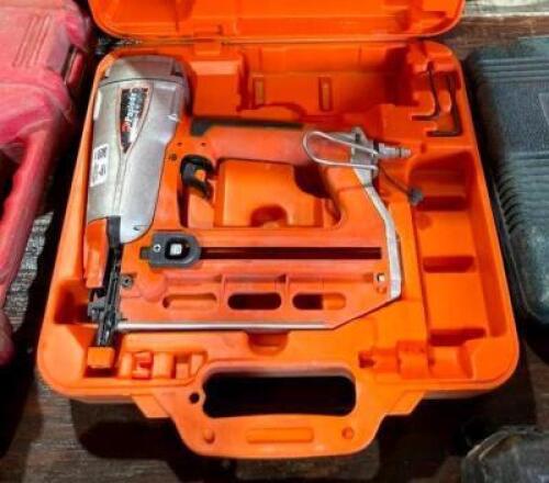 DESCRIPTION: 16 GAUGE PNEUMATIC STRAIGHT FINISH NAILER BRAND/MODEL: PASLODE T250S-F16 QTY: 1